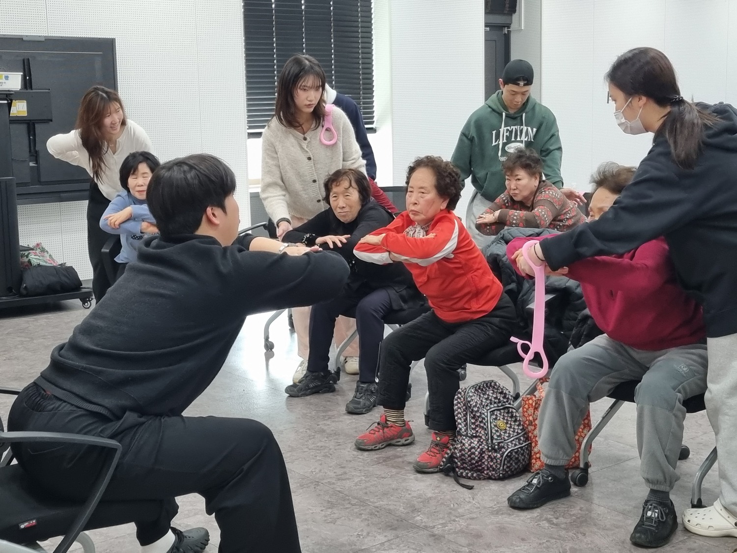 지역주민 건강증진 운동프로그램 개강