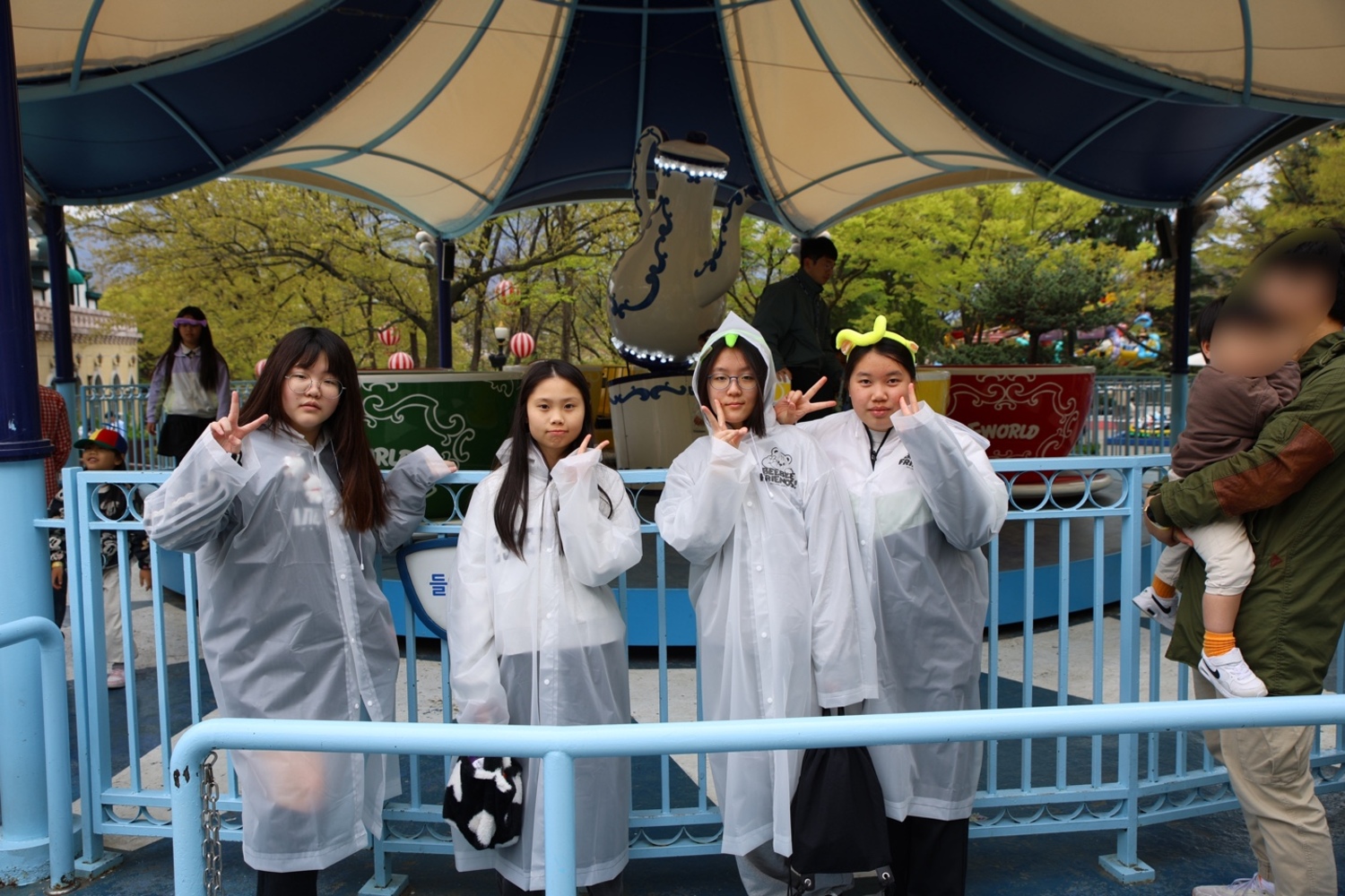 자원봉사자와 함께하는 대구 이월드 체험활동~!