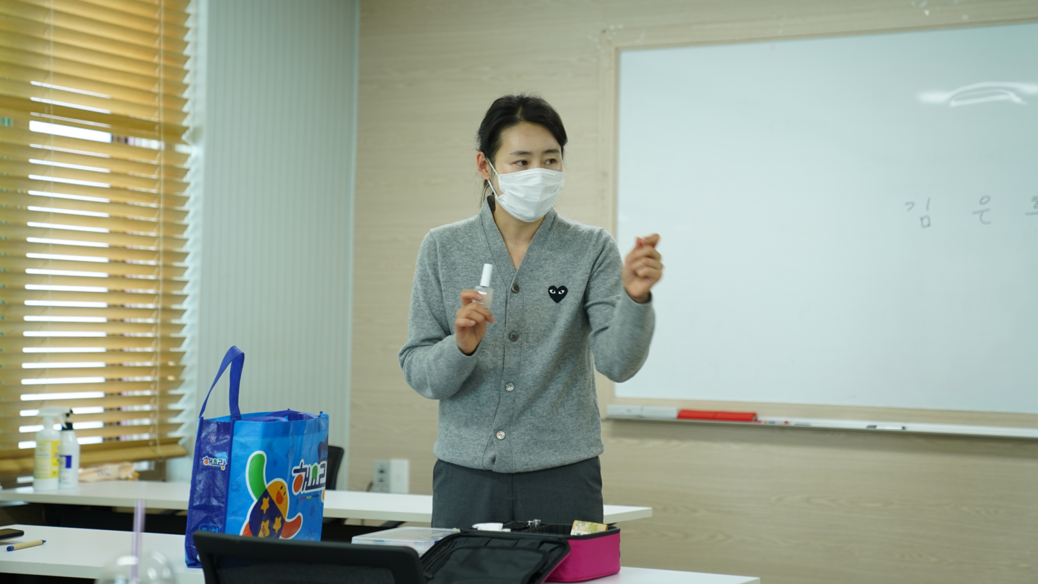 올 여름 취향저격! 뽐내고 싶은 셀프 네일