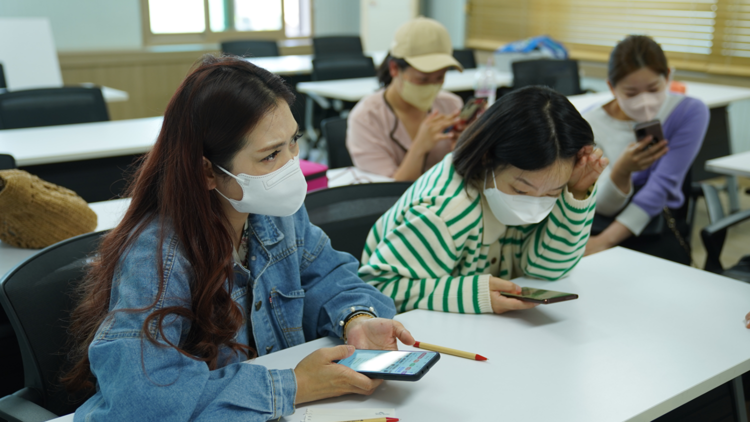 올 여름 취향저격! 뽐내고 싶은 셀프 네일